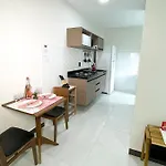 Residencial Bianca, Ap 13 - 1ºandar